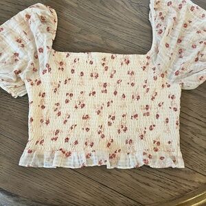 AE ruched floral top with puff sleeves